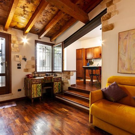 La Terrazza Apartment - Smart Holiday Μάντοβα Εξωτερικό φωτογραφία