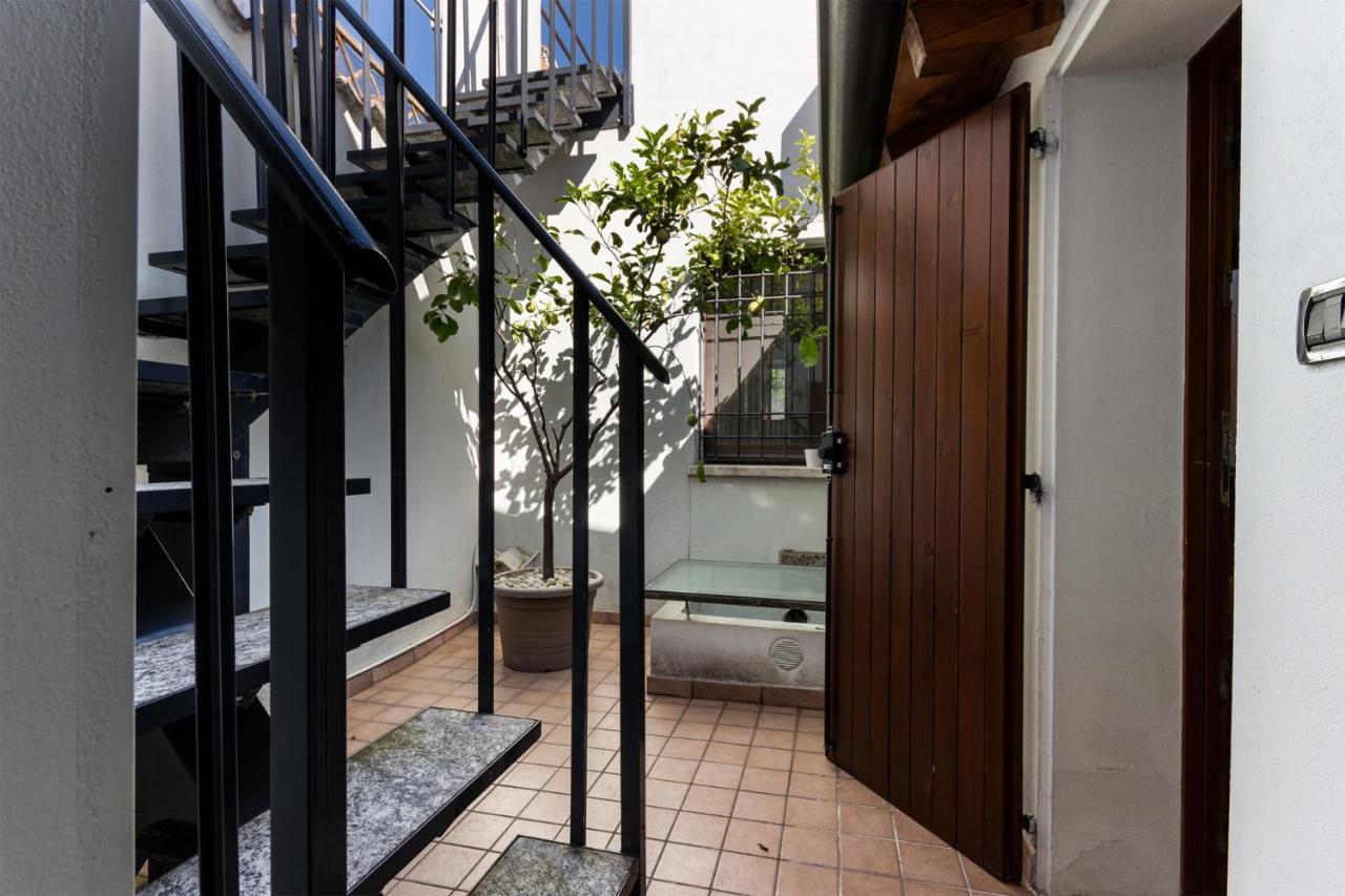 La Terrazza Apartment - Smart Holiday Μάντοβα Εξωτερικό φωτογραφία
